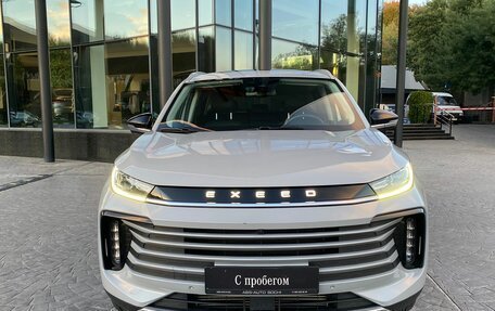 CheryExeed TXL, 2022 год, 2 399 000 рублей, 3 фотография