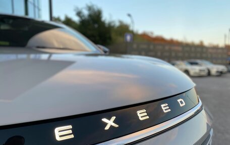 CheryExeed TXL, 2022 год, 2 399 000 рублей, 5 фотография