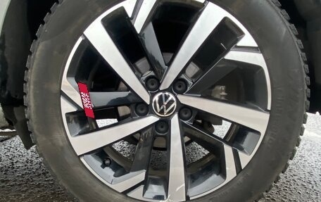 Volkswagen Polo VI (EU Market), 2021 год, 1 950 000 рублей, 23 фотография
