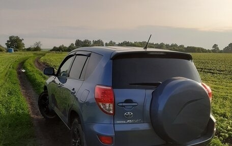 Toyota RAV4, 2007 год, 1 599 999 рублей, 31 фотография