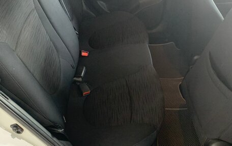 Hyundai Solaris II рестайлинг, 2015 год, 980 000 рублей, 14 фотография