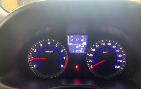 Hyundai Solaris II рестайлинг, 2015 год, 980 000 рублей, 17 фотография