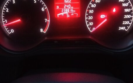 Volkswagen Polo VI (EU Market), 2011 год, 480 000 рублей, 11 фотография