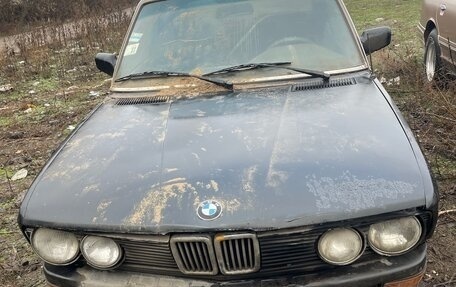 BMW 5 серия, 1985 год, 60 000 рублей, 2 фотография