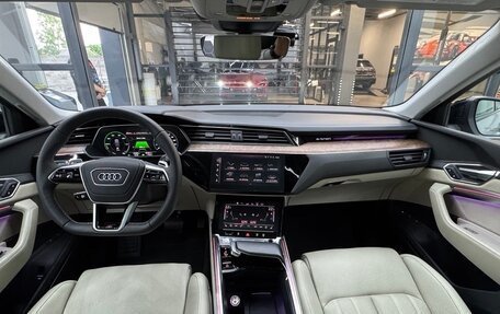 Audi e-tron I, 2019 год, 4 449 999 рублей, 7 фотография