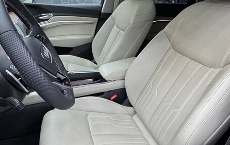 Audi e-tron I, 2019 год, 4 449 999 рублей, 15 фотография