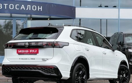 Volkswagen Tiguan, 2025 год, 5 090 000 рублей, 3 фотография