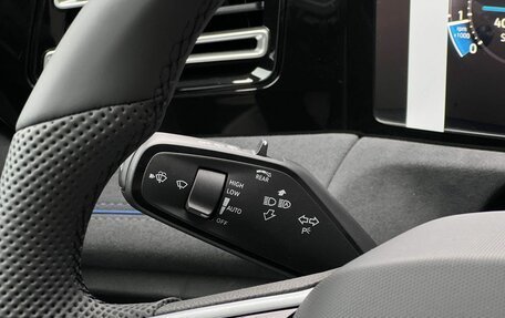 Volkswagen Tiguan, 2025 год, 5 090 000 рублей, 12 фотография