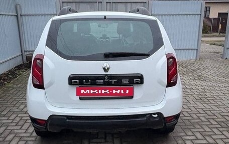 Renault Duster I рестайлинг, 2016 год, 1 100 000 рублей, 2 фотография