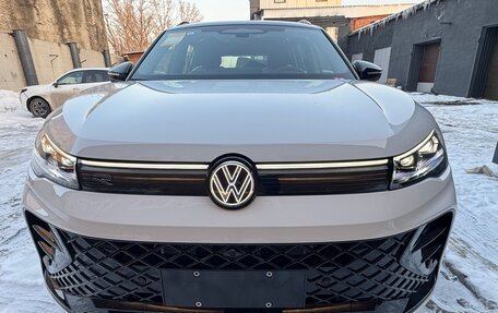 Volkswagen Tiguan, 2025 год, 4 850 000 рублей, 1 фотография