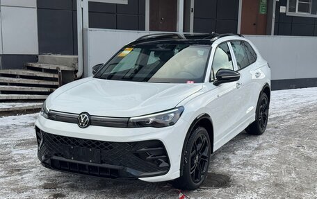 Volkswagen Tiguan, 2025 год, 4 850 000 рублей, 3 фотография