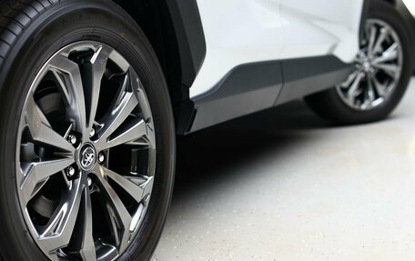 Toyota RAV4, 2025 год, 4 450 000 рублей, 8 фотография