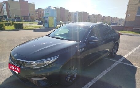 KIA Optima IV, 2018 год, 1 630 000 рублей, 2 фотография