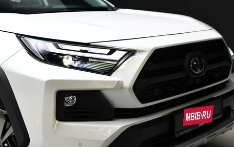 Toyota RAV4, 2025 год, 4 450 000 рублей, 10 фотография