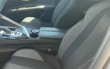 Peugeot 3008 II, 2021 год, 1 765 000 рублей, 8 фотография