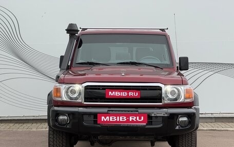Toyota Land Cruiser 70, 2011 год, 6 500 000 рублей, 3 фотография