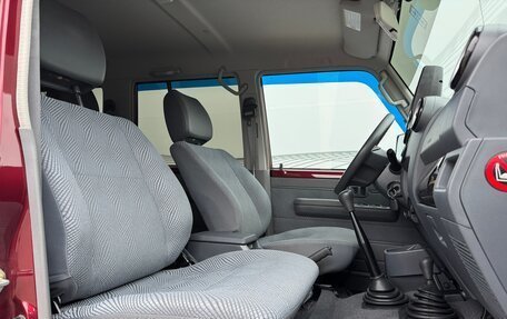 Toyota Land Cruiser 70, 2011 год, 6 500 000 рублей, 15 фотография