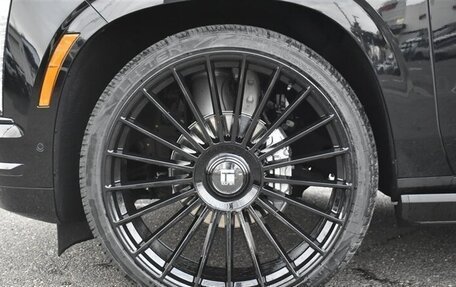 Cadillac Escalade V, 2025 год, 20 533 568 рублей, 10 фотография