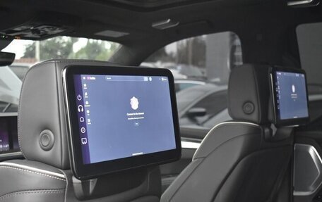 Cadillac Escalade V, 2025 год, 20 533 568 рублей, 22 фотография