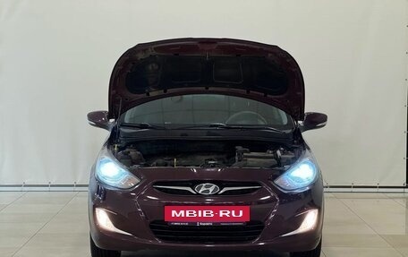 Hyundai Solaris II рестайлинг, 2012 год, 920 000 рублей, 4 фотография