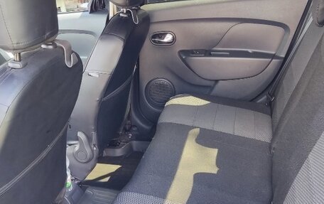 Renault Logan II, 2017 год, 1 150 000 рублей, 1 фотография