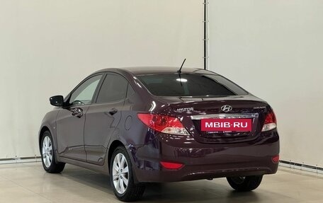 Hyundai Solaris II рестайлинг, 2012 год, 920 000 рублей, 7 фотография