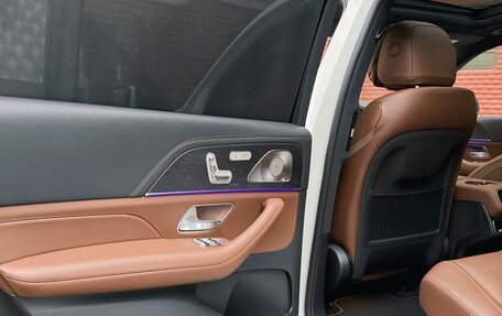 Mercedes-Benz GLS, 2025 год, 18 000 000 рублей, 15 фотография