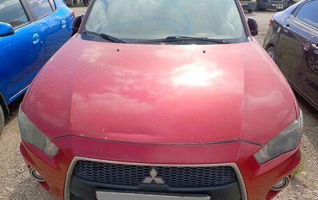 Mitsubishi Outlander III рестайлинг 3, 2010 год, 321 000 рублей, 2 фотография