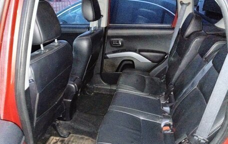 Mitsubishi Outlander III рестайлинг 3, 2010 год, 321 000 рублей, 23 фотография