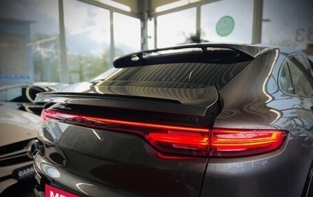 Porsche Cayenne III, 2022 год, 11 786 000 рублей, 3 фотография