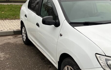 Renault Logan II, 2018 год, 380 000 рублей, 2 фотография