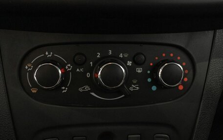 Renault Sandero II рестайлинг, 2018 год, 957 200 рублей, 7 фотография