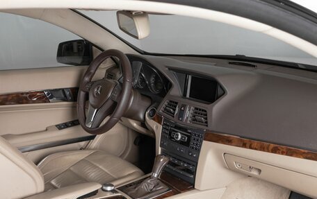 Mercedes-Benz E-Класс, 2011 год, 1 280 000 рублей, 4 фотография