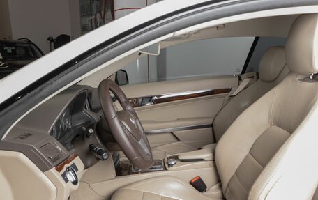 Mercedes-Benz E-Класс, 2011 год, 1 280 000 рублей, 15 фотография