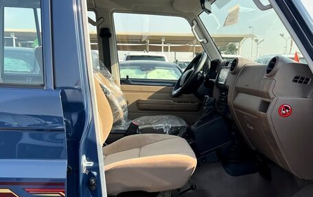 Toyota Land Cruiser 70, 2025 год, 11 100 000 рублей, 4 фотография