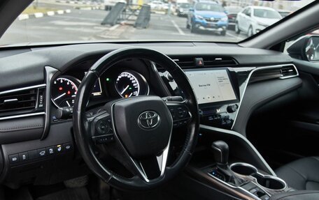 Toyota Camry, 2019 год, 2 877 000 рублей, 10 фотография