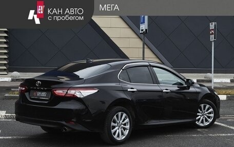 Toyota Camry, 2019 год, 2 877 000 рублей, 2 фотография