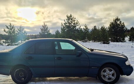 Mercedes-Benz C-Класс, 1996 год, 200 000 рублей, 3 фотография