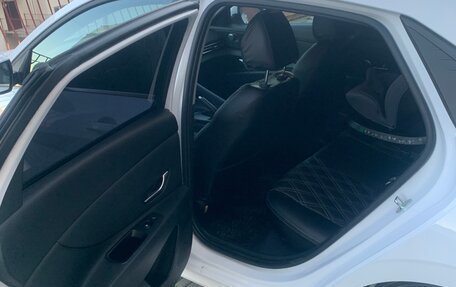 Hyundai Elantra, 2021 год, 2 200 000 рублей, 3 фотография