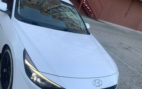 Hyundai Elantra, 2021 год, 2 200 000 рублей, 7 фотография