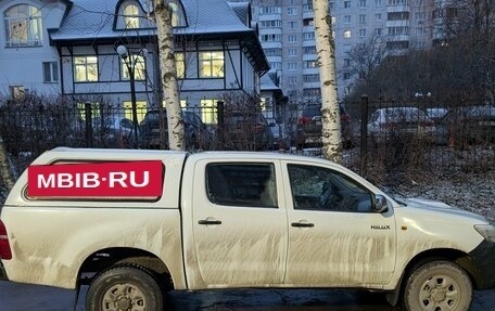 Toyota Hilux VII, 2012 год, 1 550 000 рублей, 2 фотография