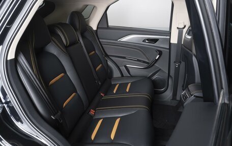 FAW Bestune T77, 2024 год, 2 250 000 рублей, 7 фотография