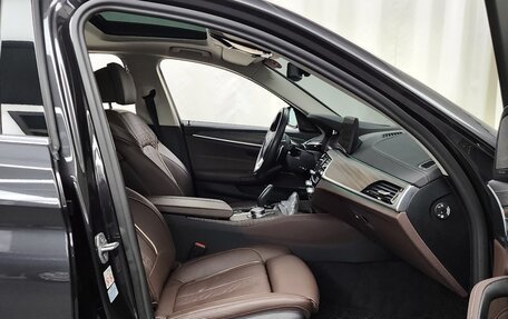 BMW 5 серия, 2022 год, 5 290 000 рублей, 14 фотография