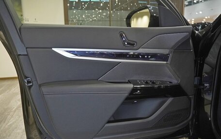 BMW 7 серия, 2025 год, 18 300 000 рублей, 8 фотография