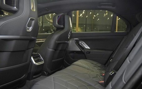 BMW 7 серия, 2025 год, 18 300 000 рублей, 25 фотография