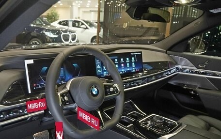 BMW 7 серия, 2025 год, 18 300 000 рублей, 14 фотография
