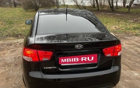 KIA Cerato III, 2010 год, 760 000 рублей, 3 фотография