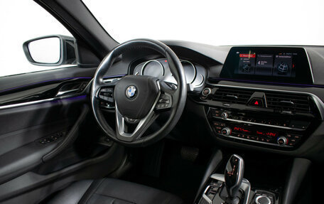 BMW 5 серия, 2020 год, 3 730 000 рублей, 13 фотография