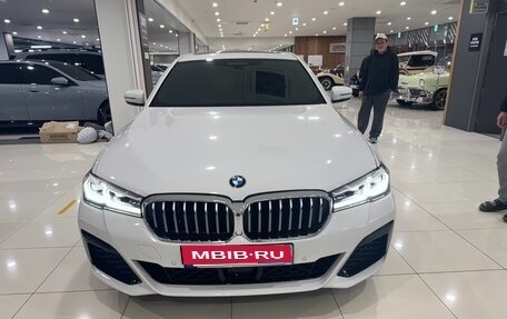 BMW 5 серия, 2022 год, 5 880 000 рублей, 1 фотография