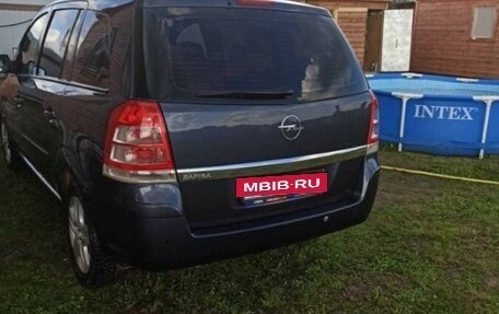 Opel Zafira B, 2010 год, 600 000 рублей, 8 фотография